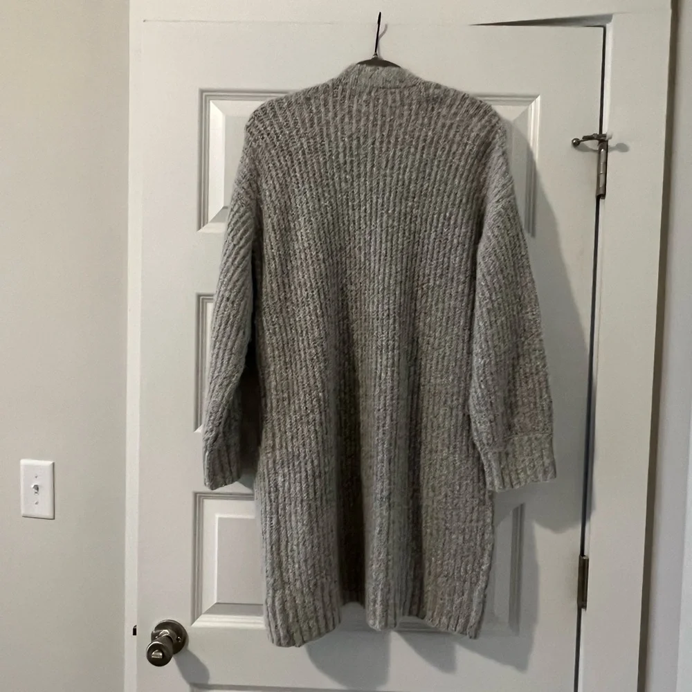 Gray Ribbed Cardigan - Picture 4 of 4